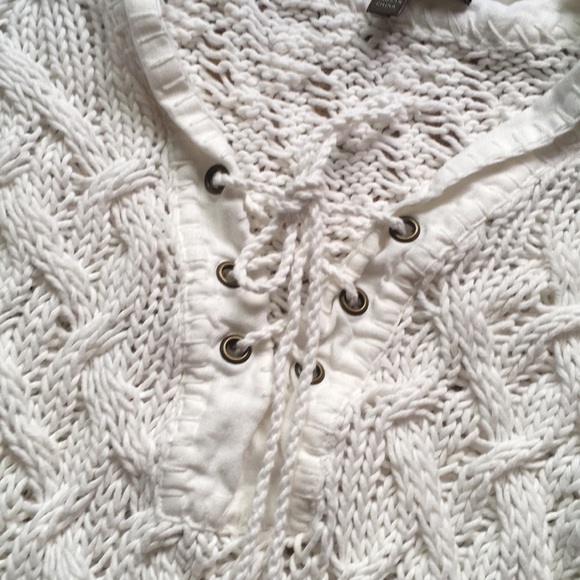 Tommy Bahama Women’s White Knitted Top Sz XS - Picture 9 of 12